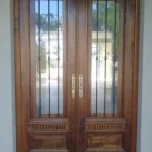 La imagen 2 de la Empresa ABERTURAS ANTIGUAS CORRALON DEL TIEMPO Ventanas en Castelar AR-B