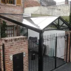 La imagen 3 de la Empresa ABRIL CERRAMIENTOS Construcción en Caseros AR-B