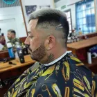 La imagen 2 de la Empresa BARBER SHOP ESTEBAN Peluquería en Rosario AR-S