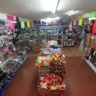 La imagen 3 de la Empresa COTILLÓN SIGLO 21 - EXPRESS Ventas de Disfraces en Neuquén AR-Q