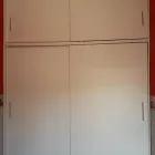 La imagen 5 de la Empresa DECOMÖB AMOBLAMIENTOS. Vestidores en Córdoba AR-X