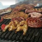 La imagen 1 de la Empresa PARRILLA - ASADOR EL DESCANSO Restaurante especializado en asados en Pilar AR-B