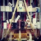 La imagen 3 de la Empresa PERFUMERIA Y DISTRIBUIDORA MARON Perfumes Nacionales en Ushuaia AR-V