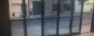 La imagen 2 de la Empresa ABERTURAS DE ALUMINIO FRAMAR SRL Industria en Comodoro Rivadavia AR-U