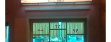 La imagen 2 de la Empresa FABRICA DE SANDWICHES IMPERIAL Sandwiches Simples en Comodoro Rivadavia AR-U