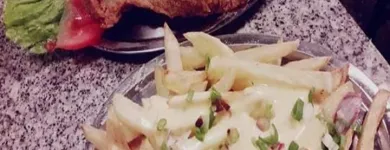 La imagen 5 de la Empresa PARRI YA Restaurantes con Mesas al Aire Libre en San José-Alte Brown AR-B